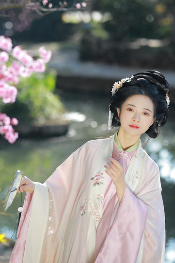 芙蓉帐暖全文